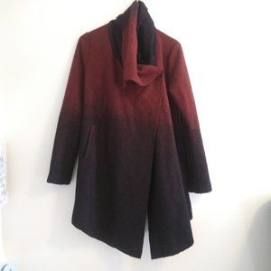 BB Dakota Red Black ombre Sweater Coat Size Small